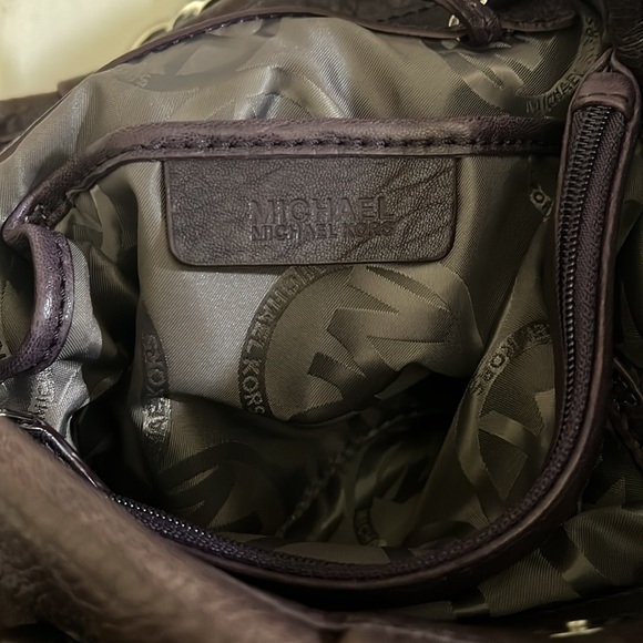 Purple leather Michael Kors bag purse - Picture 7 of 10